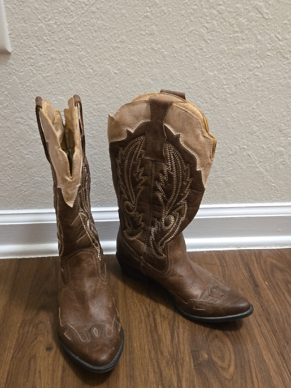 Coconut Brown Suede Western Cowboy Boots